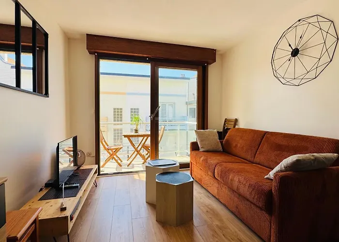 L\'Echappee Avec Vue Sur La Mer